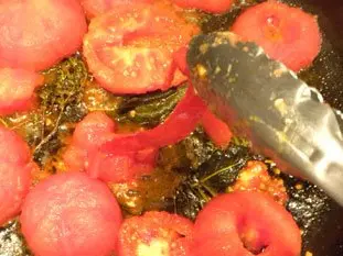 Fried eggs with tomatoes : Photo of step #6