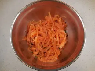Crispy smoked salmon and herb rolls : Photo of step #5