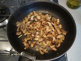 Crispy potato and mushroom brik rolls : Photo of step #4