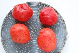 Eggs in tomato shells : Photo of step #2