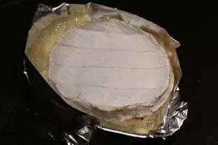 Baked Camembert with Walnuts : Photo of step #8
