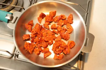Chorizo cake with olives and tomato confit : Stage 2