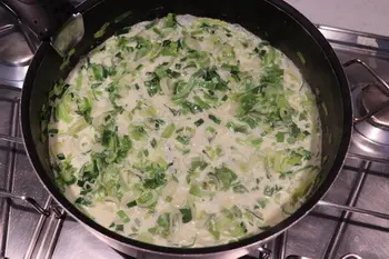 Gratin of leeks with Morbier cheese