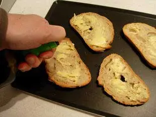 Melting Epoisses on toast  : Photo of step #1