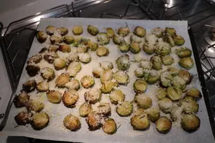 Roast Brussels sprouts with sage and lemon : Photo of step #10