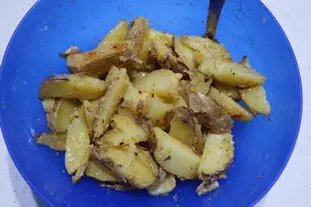 Chilli potato wedges : Photo of step #5