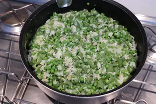 Baby broad beans and peas with rice and mascarpone  : Photo of step #11