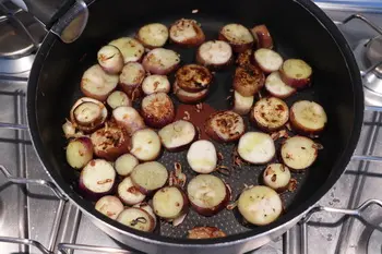 Cauliflower and purple eggplant with Greek pesto : Photo of step #7