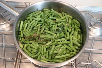 Green beans with tomato and cheddar cheese : Photo of step #26