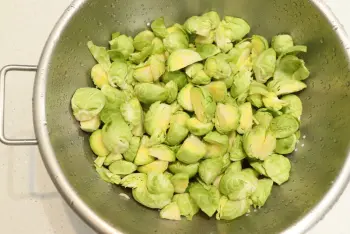 Brussels sprouts with thyme cream