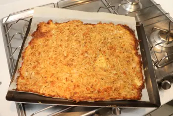 Potato and onion scarpaccia : Stage 12