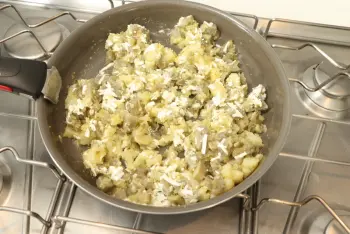 Mashed Potatoes with Artichokes and Feta : Stage 6
