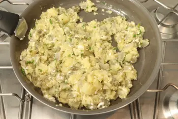 Mashed Potatoes with Artichokes and Feta : Stage 7