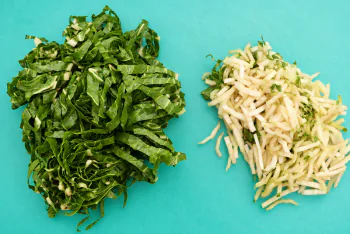 Swiss chard with cream and sorrel : Stage 1