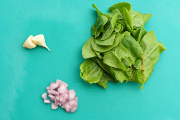 Swiss chard with cream and sorrel : Stage 2