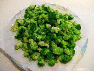 Sautéd broccoli with ham : Photo of step #1