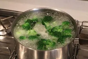 Broccoli savoury custard : Photo of step #2