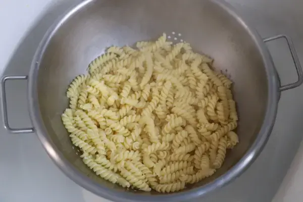  - Tuna pasta (This recipe in GIF)