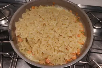 Butterfly pasta with smoked trout