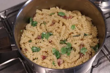 Country-style spring pasta : Photo of step #26