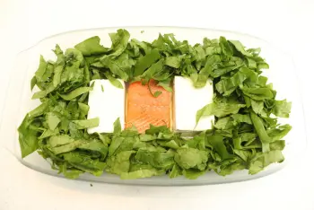 Erika's pasta with feta, salmon, cherry tomatoes and spinach : Stage 6