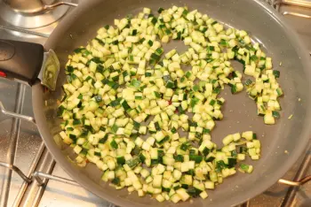 Risotto with zucchinis and cherry tomatoes : Stage 5