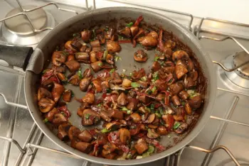 Fried Rice with mushrooms and ham : Stage 13