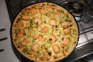 Salmon and leek fondue tart : Photo of step #26