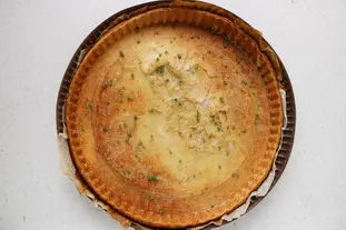 Thin cherry tomato and pesto tart : Photo of step #7