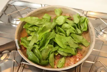 Sorrel and potato quiche