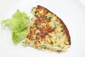 Semolina galette with leeks