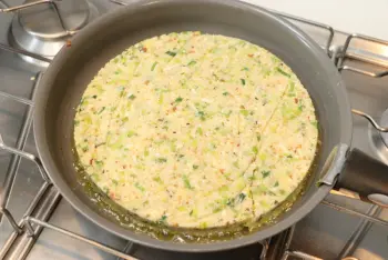 Semolina galette with leeks : Stage 9