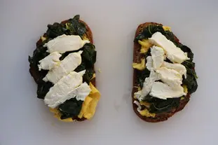 Pan-fried cheese, egg and spinach toastie : Photo of step #7