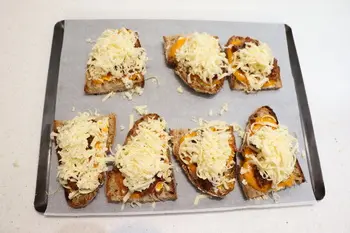 Smoked tomato toast