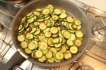 Zucchini and tomato tartines au gratin : Stage 4