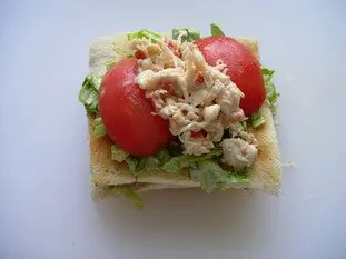 Crab and smoked salmon club sandwiches  : Photo of step #11