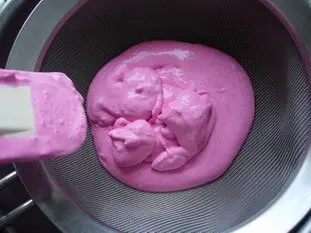 Raw beetroot mousse with walnuts : Photo of step #6