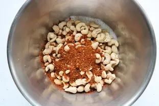 Spicy hot toasted cashew nuts : Photo of step #3