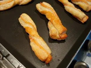 Smoked salmon sacristains