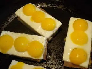 "Buttonhole" quail eggs : Photo of step #9
