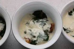 Eggs "en cocotte" with spinach : Photo of step #3
