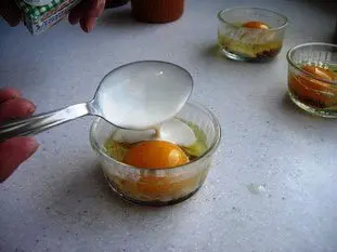 Cocotte eggs with Comté