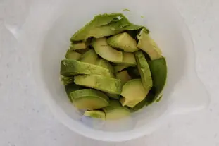 Avocado mousse with sorrel : Photo of step #1
