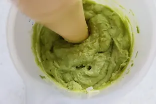 Avocado mousse with sorrel : Photo of step #2