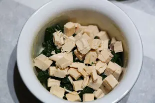 Baked eggs with chicken and spinach : Photo of step #3