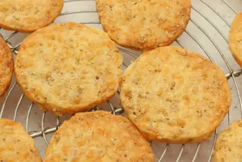 Sesame and Comté Crackers
