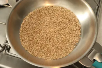 Sesame and Comté Crackers : Stage 1