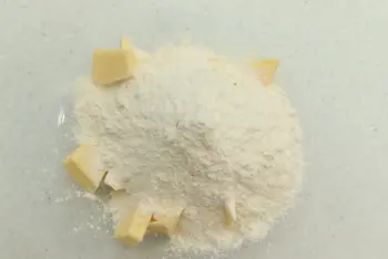 Sesame and Comté Crackers : Stage 2