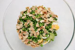 Pea and avocado salad