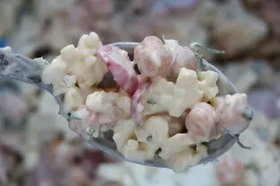 Cauliflower and chickpea salad